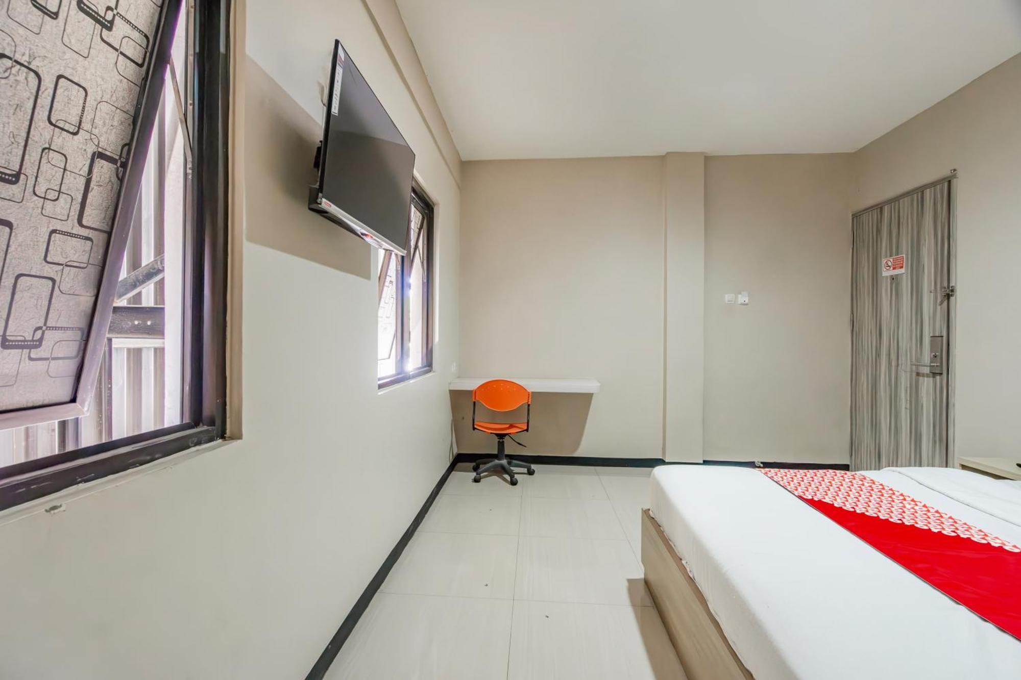 Ace Business Hotel Galaxy Surabaia Exterior foto