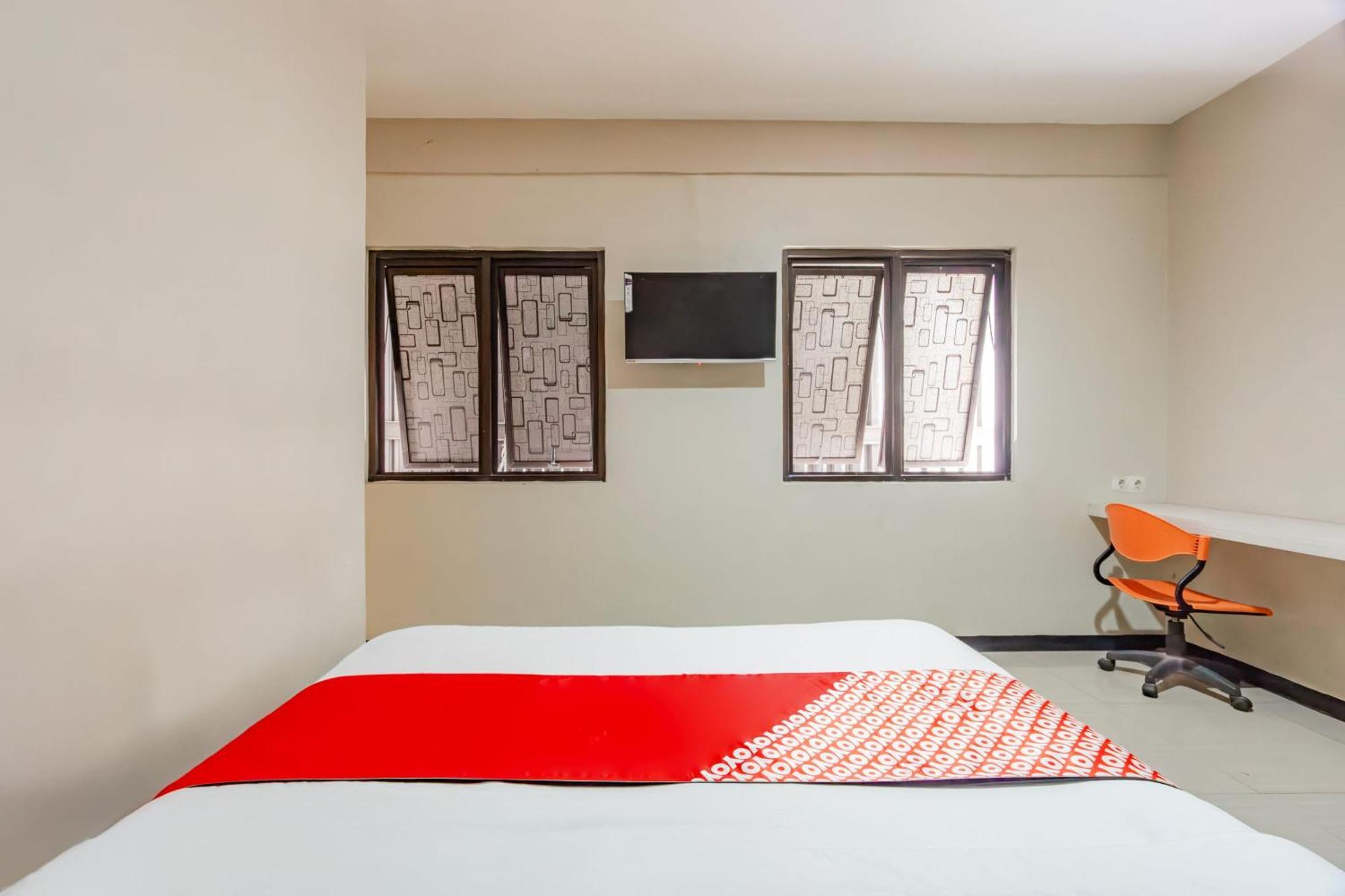 Ace Business Hotel Galaxy Surabaia Exterior foto